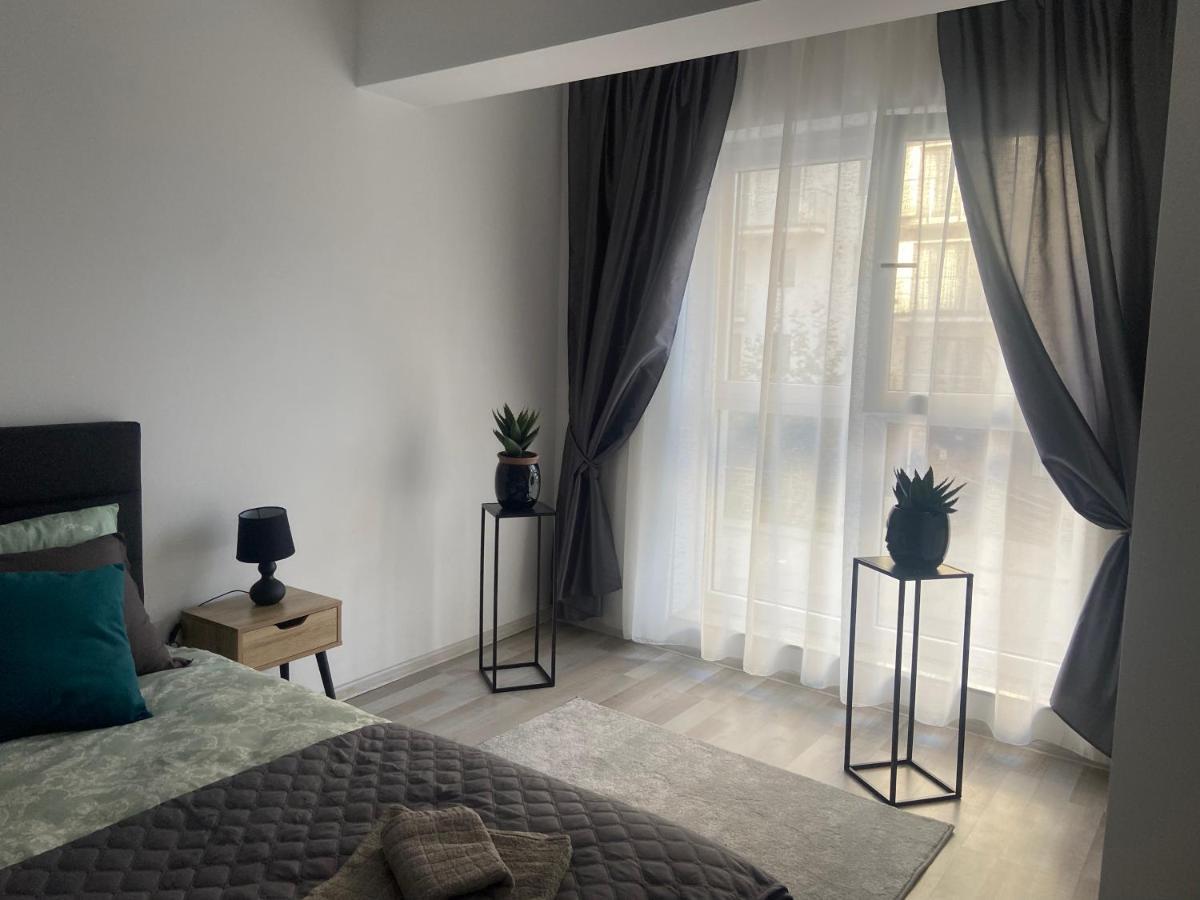 Divany Apartaments - Coresi Mall Braşov Exterior foto